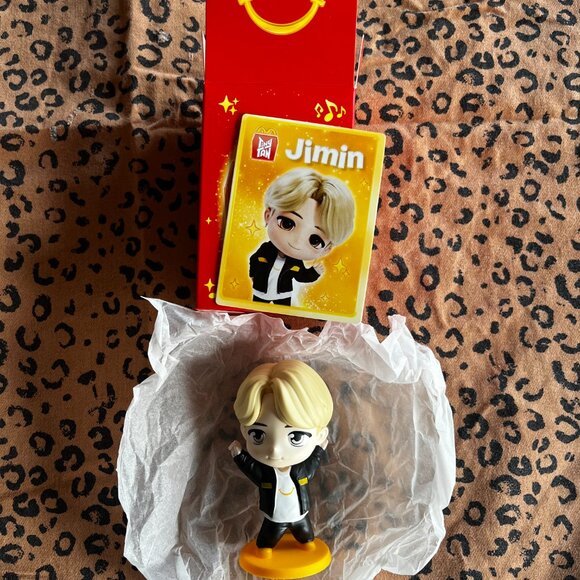 McDonald's Happy Meal BTS Tiny Tan Jimin and RM Toy - Picture 2 of 12